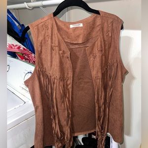 BROWN TOP WOMENS FRINGE SIZE LARGE VEST